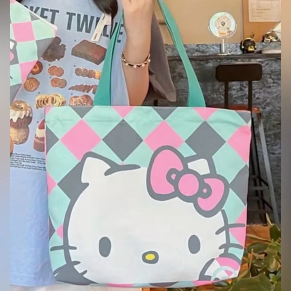 ❤️❤️SANRIO MYSTERY BUNDLE with Hello Kitty zippered Canvas Tote & zippered Pouch